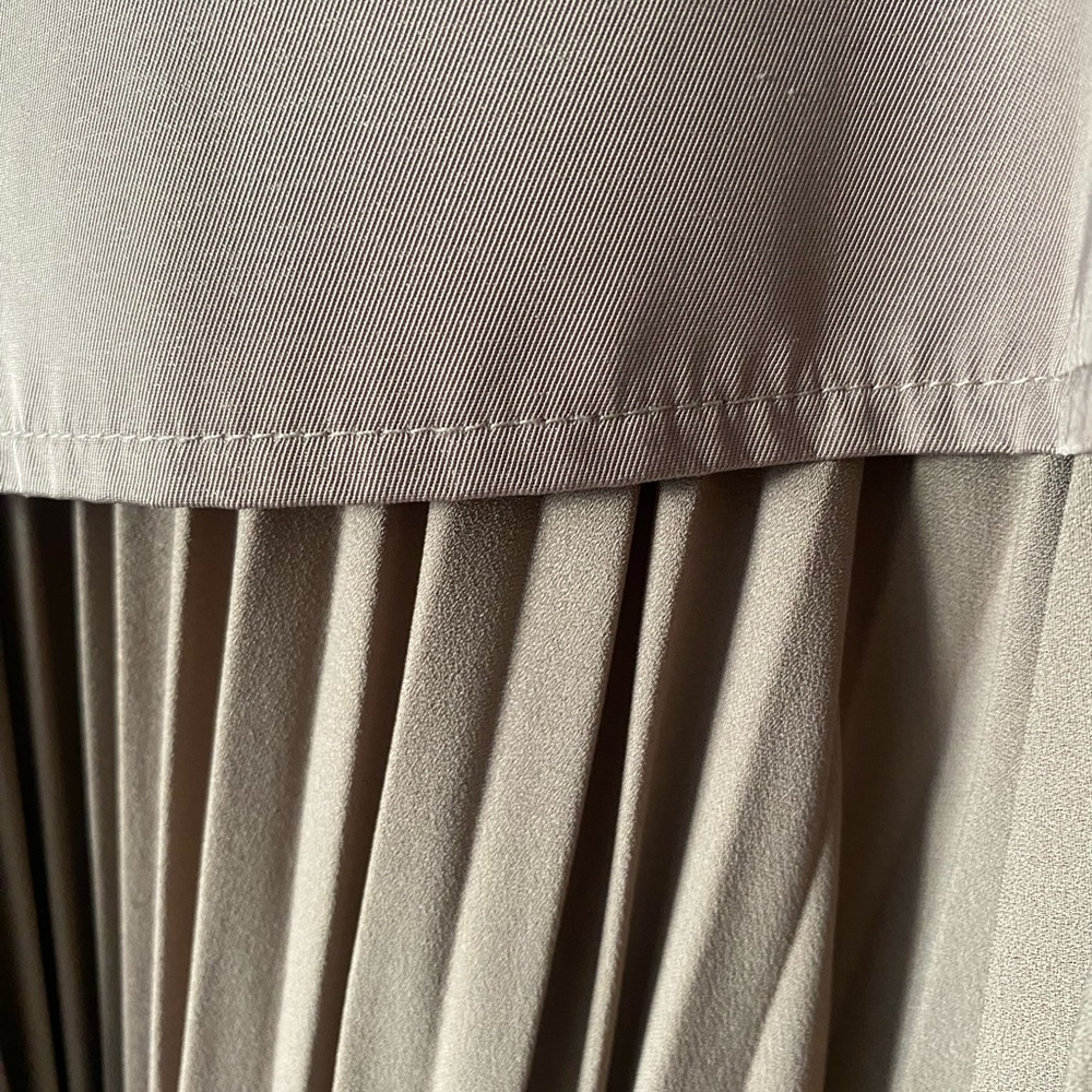 RUDSAK Tan Trench Coat - Picture 5 of 10